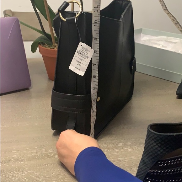 Neiman Marcus shoulder bag - Picture 6 of 6